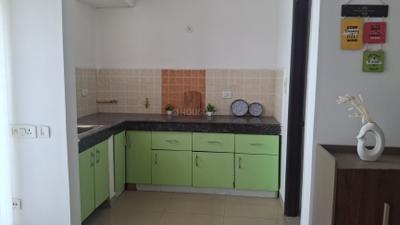 Kitchen Image of 900 Sq.ft 2 BHK Apartment / Flat for rent in Ajnara Gen X, Crossings Republik Ghaziabad for Rs. 18000