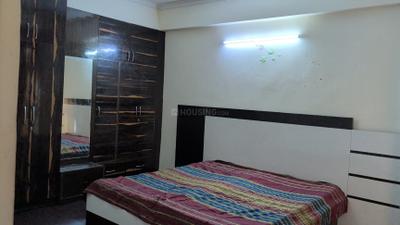 Bedroom Image of 1150 Sq.ft 2 BHK Apartment / Flat for rent in Panchsheel Wellington, Crossings Republik Ghaziabad for Rs. 19000