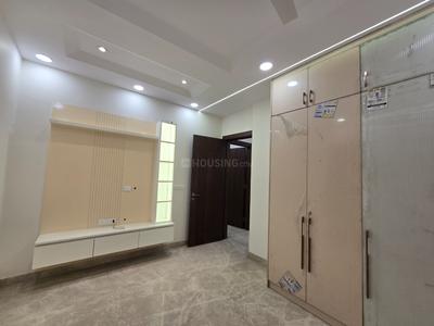 Bedroom Image of 1620 Sq.ft 3 BHK Builder Floor for sale in Punjabi Bagh New Delhi for Rs. 30000000