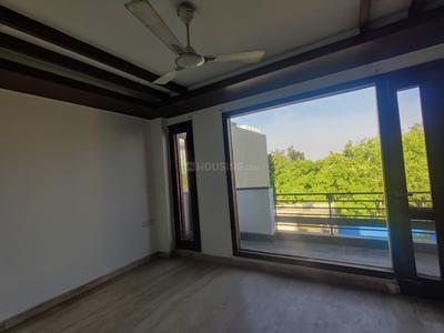Bedroom Image of 1800 Sq.ft 3 BHK Builder Floor for rent in Karkardooma New Delhi for Rs. 55000