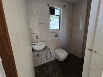 Bathroom Image of 1770 Sq.ft 2 BHK Apartment / Flat for rent in Harni Vadodara for Rs. 21000