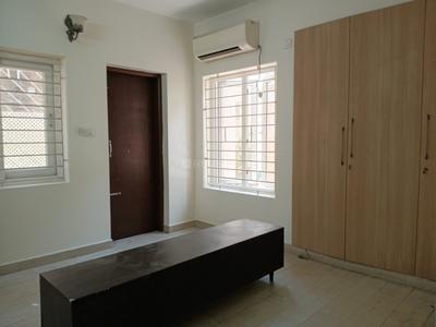 Bedroom Image of 1750 Sq.ft 3 BHK Builder Floor for rent in Kodambakkam Chennai for Rs. 57000