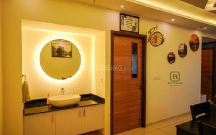 Mallu broker Main Image 1