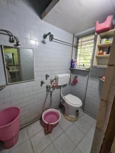 Bathroom Image of 650 Sq.ft 1 BHK Apartment / Flat for sale in Thane West Thane for Rs. 13000000