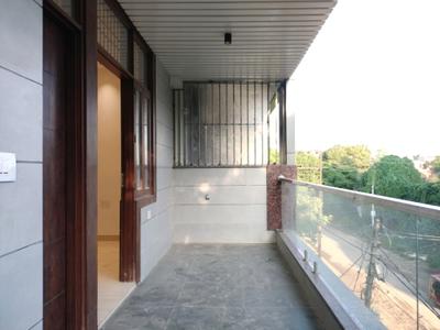 Bedroom One Image of 1900 Sq.ft 4 BHK Builder Floor for sale in Rajendra Nagar Ghaziabad for Rs. 17000000