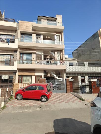 Sector 78 Main Image 1