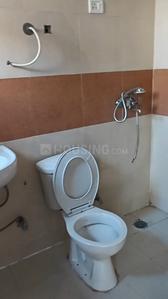 Bathroom Image of 949 Sq.ft 2 BHK Apartment / Flat for sale in Himalaya Tanishq, Morta, Moti Ghaziabad for Rs. 6000000