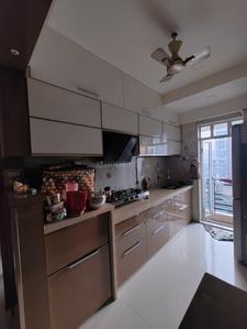 Kitchen Image of 900 Sq.ft 2 BHK Apartment / Flat for sale in Solitaire Heights, Malad West Mumbai for Rs. 18000000
