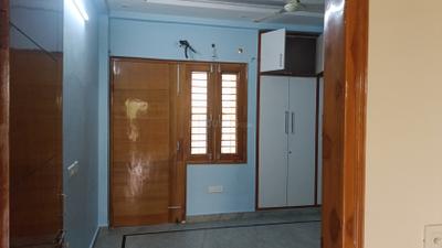 Living Room Image of 1350 Sq.ft 2 BHK Builder Floor for rent in Delta II Greater Noida for Rs. 22000