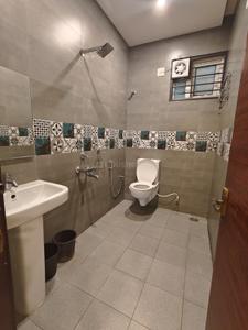 Bathroom Image of 1650 Sq.ft 3 BHK Apartment / Flat for rent in Malleswaram Bengaluru for Rs. 60000