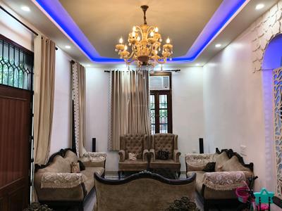 Living Room One Image of 4500 Sq.ft 7 BHK Independent House for sale in DLF Phase 1 Gurgaon for Rs. 142500000