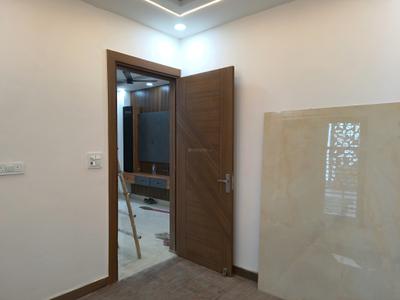 Bedroom Image of 1100 Sq.ft 3 BHK Apartment / Flat for sale in Shastri Nagar Ghaziabad for Rs. 6665211