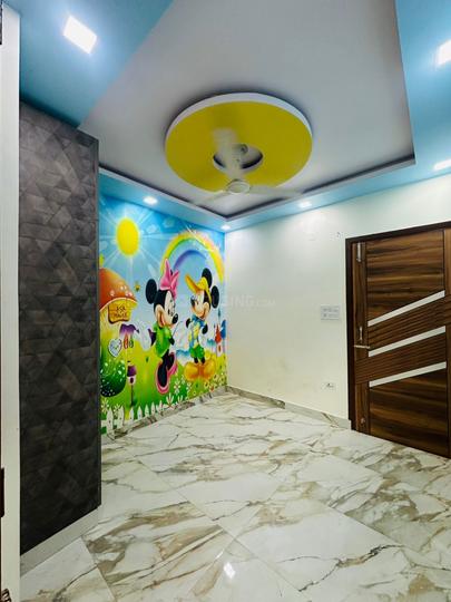 Bhagwati Garden, Dwarka Mor Bedroom 1