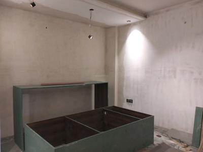 Bedroom Image of 2000 Sq.ft 6 BHK Builder Floor for sale in Rohini Sector 28 New Delhi for Rs. 21500000