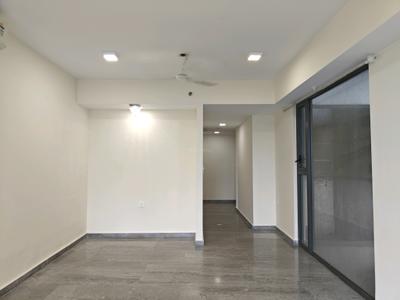 Living Room Image of 1000 Sq.ft 2 BHK Apartment / Flat for sale in Lodha New Cuffe Parade, Sion Mumbai for Rs. 31000000
