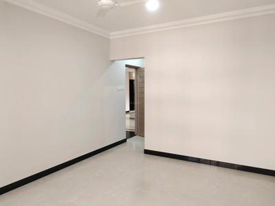 Bedroom Image of 778 Sq.ft 2 BHK Apartment / Flat for rent in Malad West Mumbai for Rs. 80000