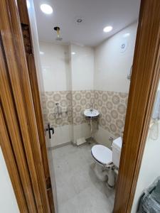 Bathroom Image of 450 Sq.ft 1 BHK Builder Floor for rent in Matiala New Delhi for Rs. 16000