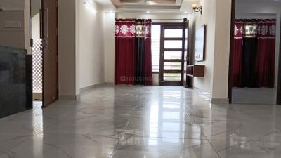 Living Room Image of 1836 Sq.ft 3 BHK Builder Floor for rent in Sector 57 Gurgaon for Rs. 45000