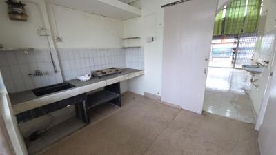 Kitchen Image of 1300 Sq.ft 1 BHK Apartment / Flat for sale in Karia Konark Nagar Phase 1, Viman Nagar Pune for Rs. 11000000