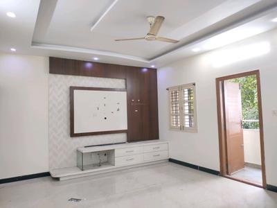 Living Room Image of 1850 Sq.ft 3 BHK Builder Floor for rent in HSR Layout Bengaluru for Rs. 100000