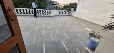 Balcony Image of 1100 Sq.ft 2 BHK Builder Floor for rent in Sector 14 Gurgaon for Rs. 35000