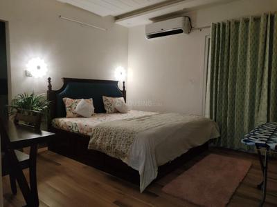 Bedroom Image of 1400 Sq.ft 2 BHK Builder Floor for rent in Doon Divine Aviral Snowveiw, Kishanpur Dehradun for Rs. 40000