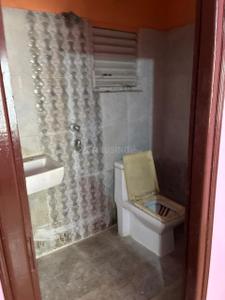 Bathroom Image of 1167 Sq.ft 3 BHK Apartment / Flat for sale in Chinar Park Kolkata for Rs. 7000000