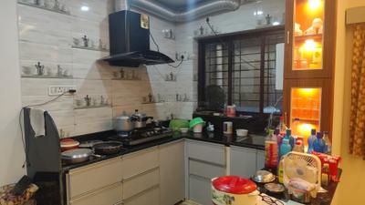 Kitchen Image of 950 Sq.ft 2 BHK Apartment / Flat for sale in Airport Gate no. 1 Kolkata for Rs. 4500000