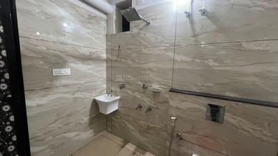 Bathroom Image of 1000 Sq.ft 2 BHK Apartment / Flat for rent in Kakkodi Kozhikode for Rs. 21000