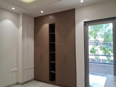 Bedroom Image of 1800 Sq.ft 3 BHK Builder Floor for sale in Paschim Vihar New Delhi for Rs. 37500000