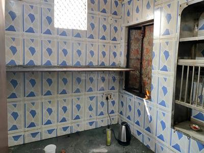 Kitchen Image of 668 Sq.ft 3 BHK Builder Floor for rent in Subzi Mandi New Delhi for Rs. 14000
