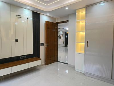 Bedroom Image of 2400 Sq.ft 4 BHK Builder Floor for sale in Vaishali Ghaziabad for Rs. 32500000