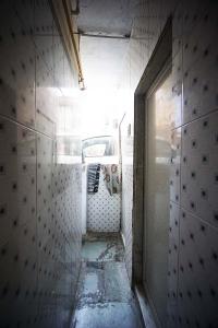 Bathroom Image of 990 Sq.ft 3 BHK Independent House for sale in Isanpur Ahmedabad for Rs. 7000000