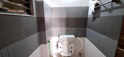 Bathroom Image of 1120 Sq.ft 2 BHK Apartment / Flat for rent in Avalon Courtyard, Ghodasar Ahmedabad for Rs. 18000