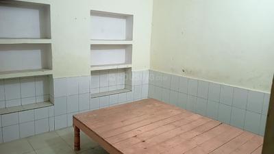 Bedroom Image of 1250 Sq.ft 1 RK Builder Floor for rent in Gomti Nagar Lucknow for Rs. 7000