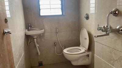 Image of 845 Sq.ft 2 BHK Apartment / Flat for sale in Bangur Avenue, Kolkata for Rs. 5577000
