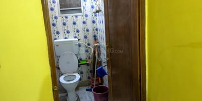 Bathroom Image of 720 Sq.ft 2 BHK Apartment / Flat for sale in Airport Gate no. 1 Kolkata for Rs. 2400000