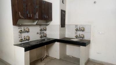 Kitchen Image of 450 Sq.ft 1 BHK Apartment / Flat for rent in Geeta Niwas, Bindapur New Delhi for Rs. 8000
