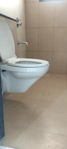 Bathroom Image of 1403 Sq.ft 3 BHK Apartment / Flat for rent in Pride World City, Charholi Budruk Pune for Rs. 32000