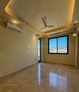 Bedroom Image of 1800 Sq.ft 3 BHK Builder Floor for sale in Model Town New Delhi for Rs. 35000000