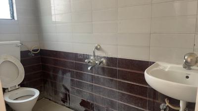 Bathroom Image of 960 Sq.ft 2 BHK Apartment / Flat for sale in Gurukrupa Aster, Wadgaon Sheri Pune for Rs. 7500000