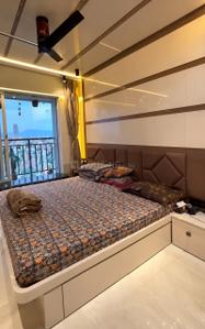 Bedroom Image of 1400 Sq.ft 2 BHK Apartment / Flat for sale in Mahavir Nagar CHS, Kandivali West Mumbai for Rs. 47500000