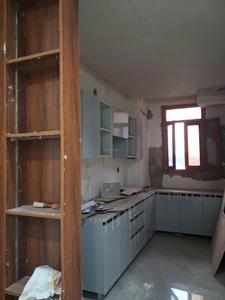 Kitchen Image of 1005 Sq.ft 2 BHK Apartment / Flat for sale in Sector 104 Noida for Rs. 4875000