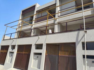 Image of 2250 Sq.ft 4 BHK Duplex for rent in Chandra Park, Rajkot for Rs. 20000