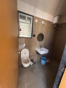 Bathroom Image of 1450 Sq.ft 3 BHK Apartment / Flat for rent in Shree Signature Park, Thergaon Pune for Rs. 35000