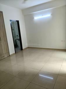 Bedroom Image of 800 Sq.ft 2 BHK Apartment / Flat for sale in Paras Tierea, Sector 137 Noida for Rs. 7000000