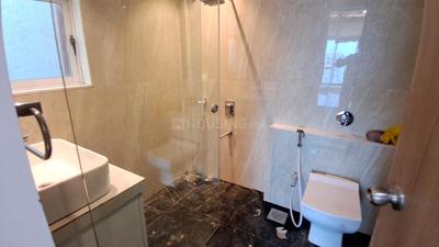 Bathroom Image of 950 Sq.ft 2 BHK Apartment / Flat for sale in Vile Parle East Mumbai for Rs. 33500000