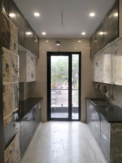 Mukherjee Nagar Property Details Video 1