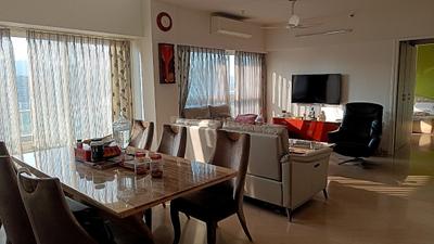Living Room Image of 2450 Sq.ft 4 BHK Apartment / Flat for sale in Godrej The Trees Phase 2, Vikhroli East Mumbai for Rs. 107500000