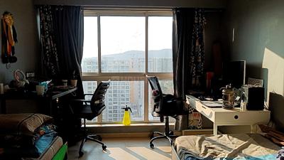 Bedroom Image of 2450 Sq.ft 4 BHK Apartment / Flat for sale in Godrej The Trees Phase 2, Vikhroli East Mumbai for Rs. 107500000
